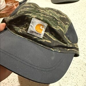 Carhartt Five panel Tiger Camo and Black Hat x Nike Tailwind